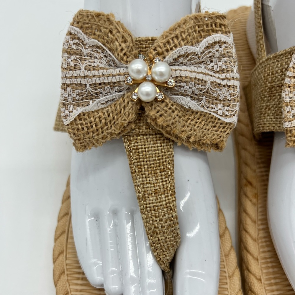 She & In Bow Sandals - Picture 5 of 9